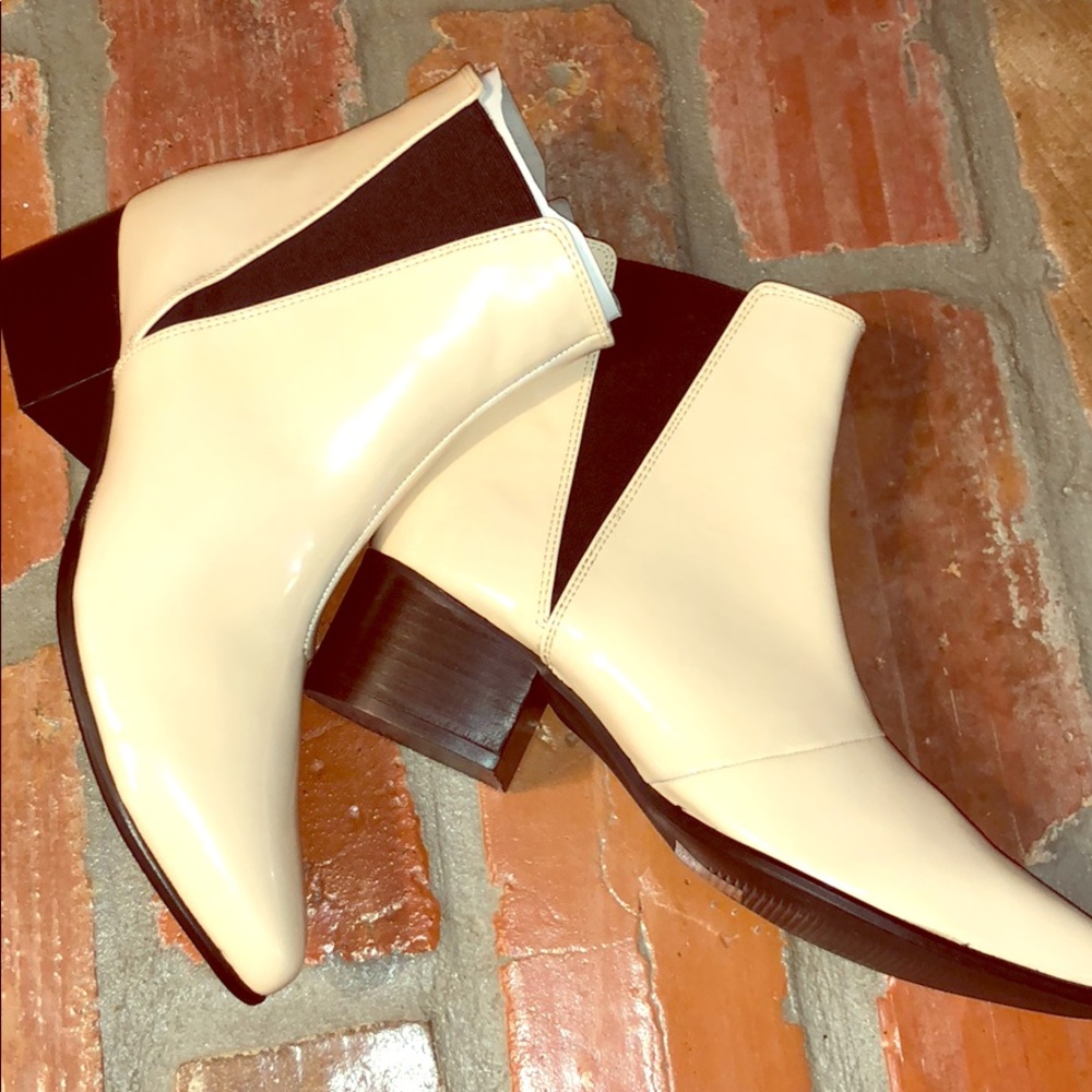 ⭐️Ladies booties⭐️